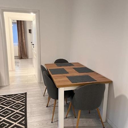 Apartament English Home 2 Camere Braşov Exterior foto