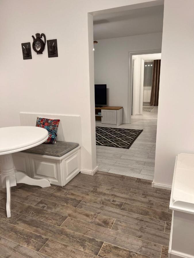 Apartament English Home 2 Camere Braşov Exterior foto